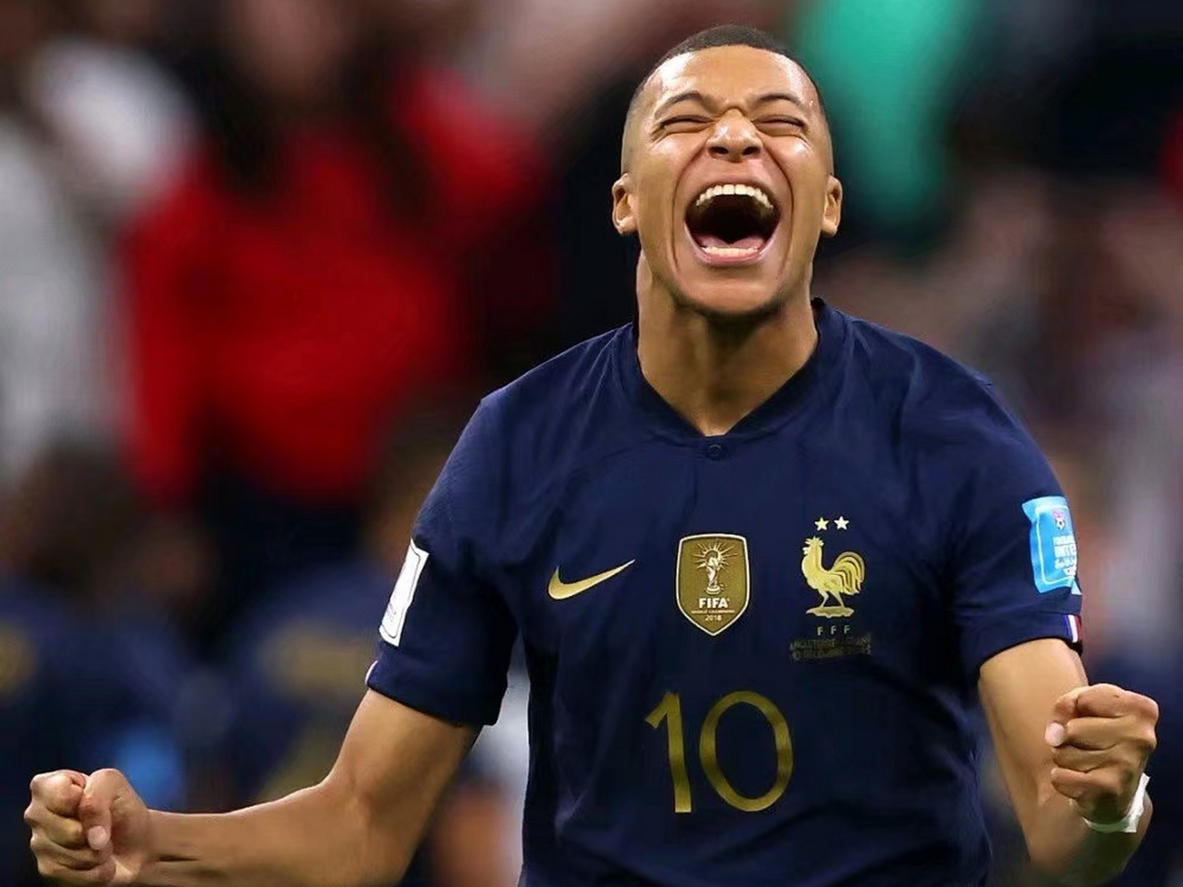 爱游戏平台-勒沃库森发布备战花絮,窗口期主帅复盘,法甲任务艰巨,阵容厚度经受考验(勒沃库森历届主教练)