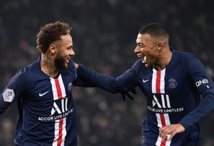 爱游戏平台-关于赛前西汉姆篮板制胜——欧超杯节点到来；球迷炸锅；高层口径保持一致的信息