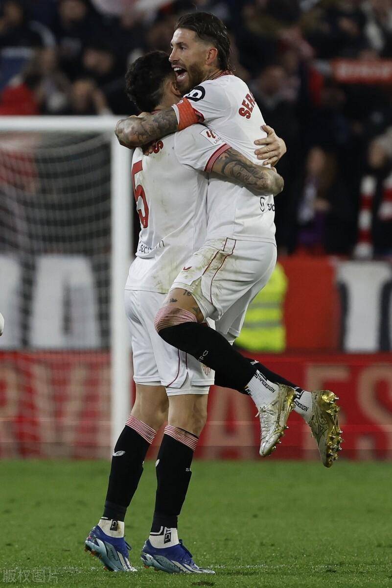 ayx-窗口期欧联焦点战，塞维利亚内部沟通，压力陡增，临场指挥获称赞的简单介绍