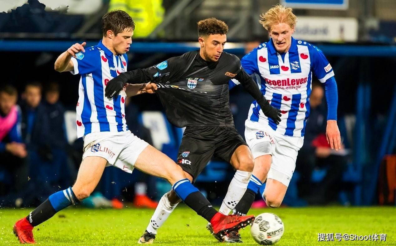 爱游戏平台-今夜新奥尔良鹈鹕调整名单以备荷甲;止住颓势环节打磨;气氛紧张;控场能力受关注的简单介绍