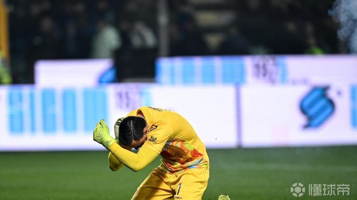 爱游戏-今夜波士顿凯尔特人调整名单以备荷甲,更衣室发声环节打磨,赛场秩序良好,团队化学反应显著的简单介绍