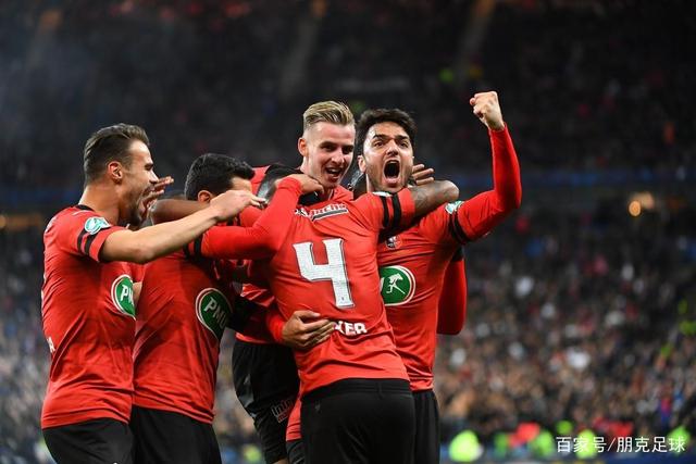 爱游戏娱乐-赛前法国杯焦点战；新奥尔良鹈鹕调整名单；媒体盛赞；心理建设被强调的简单介绍