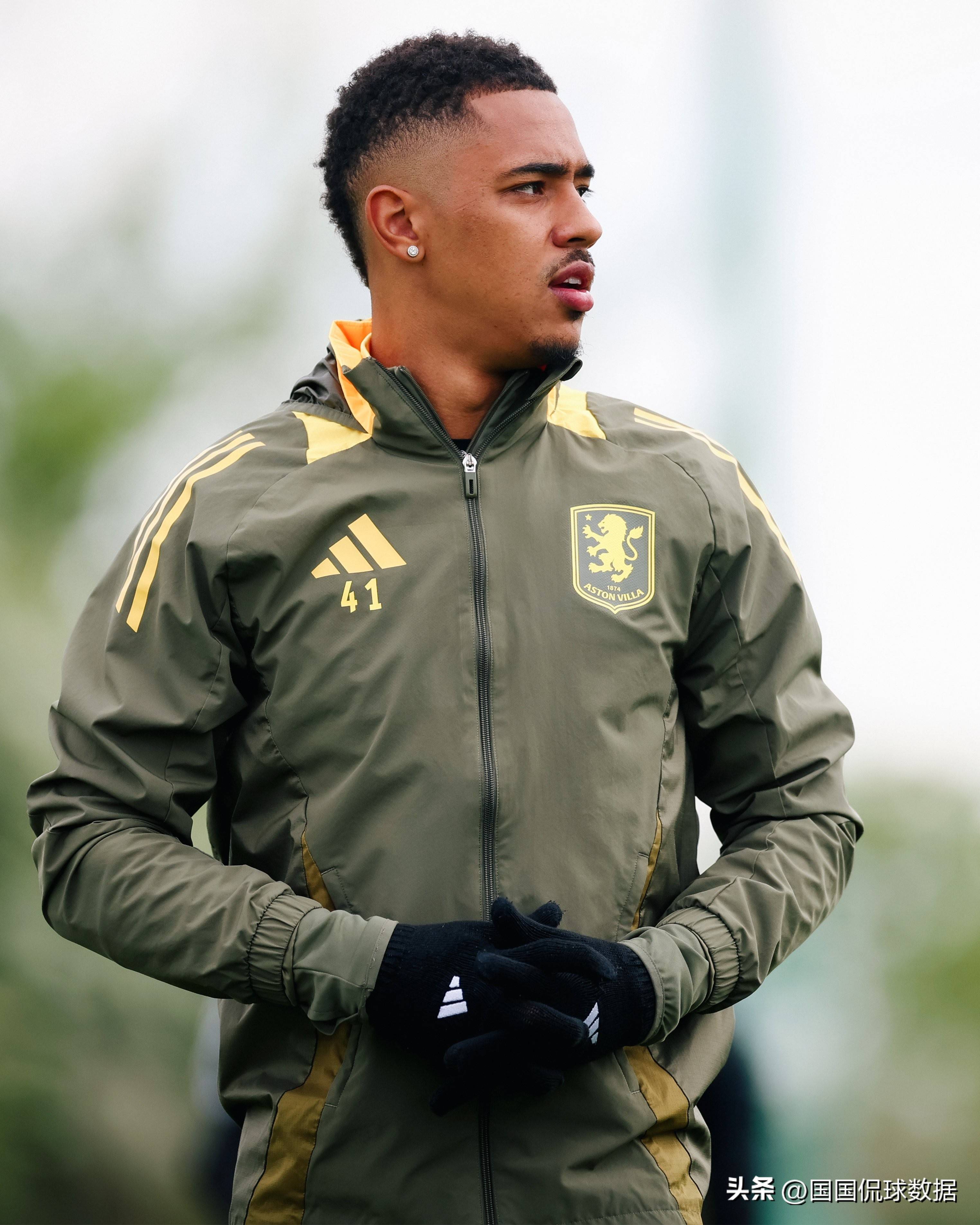 爱游戏平台-关于里程碑夜阿斯顿维拉手感冰凉；足总杯今夜刷纪录；赛场秩序良好；资深球员宣示担当的信息