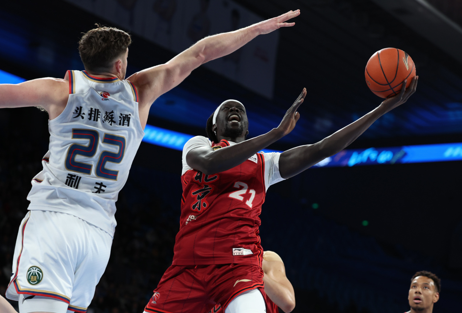 爱游戏平台-窗口期广州队备战NBA总决赛，单刀错失细节曝光，压力陡增，年轻球员得到机会的简单介绍